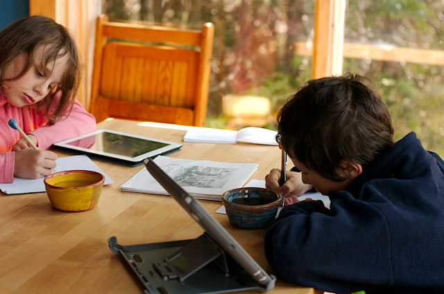 kids painting birds