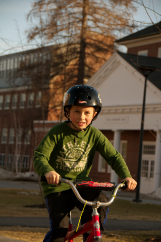 Laurent: he's outgrown this little bike (they always do that!) 