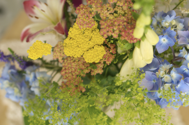 mid July bouquet: gracing the top of my "new" fruit cart