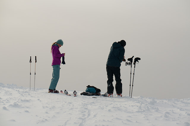 removing skins top of mountain